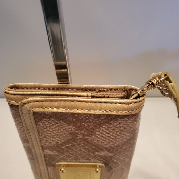 Wallet Like New from Beyoncé 's mom - Picture 4 of 5